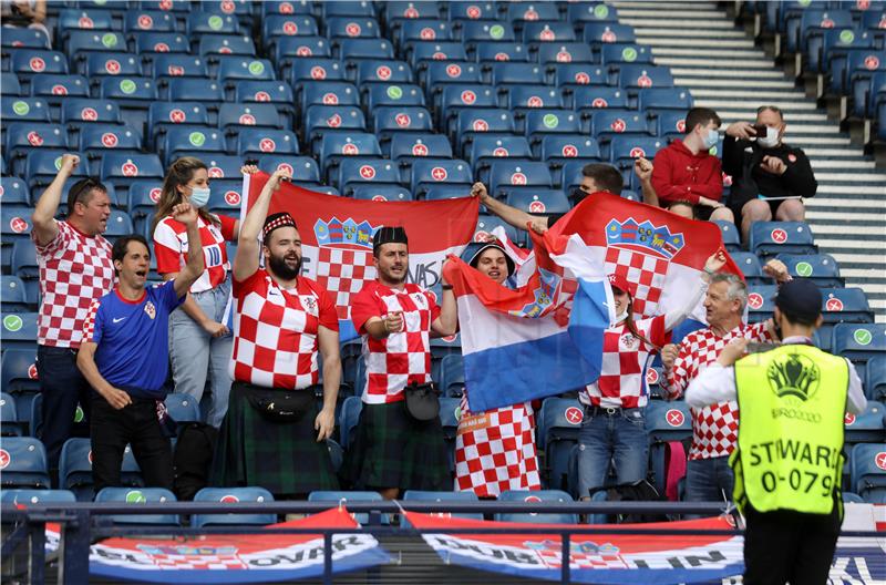 Hrvatski navijači na Hampden Parku