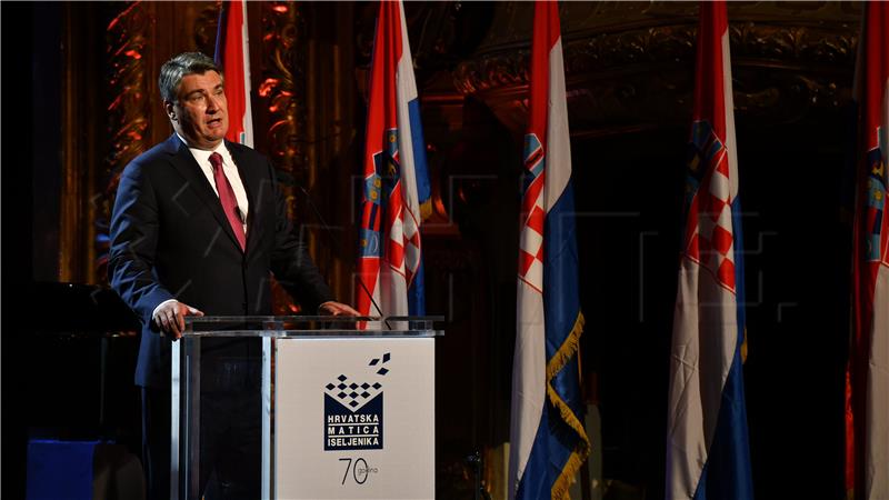 Milanović calls for unity on status of Bosnia Croats