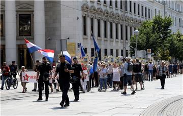 Mimohod "Besmrtni partizanski odred"