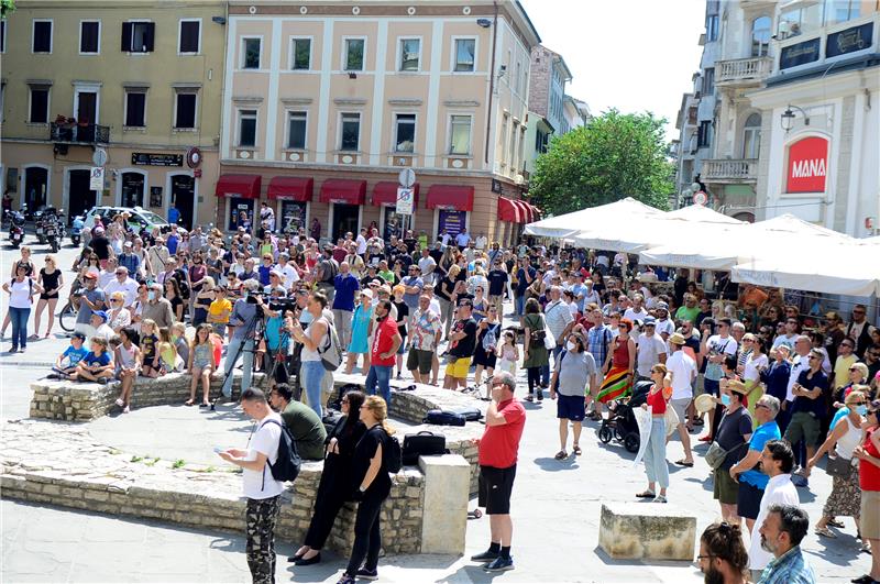 Skup podrške otpuštenim novinarima Glasa Istre