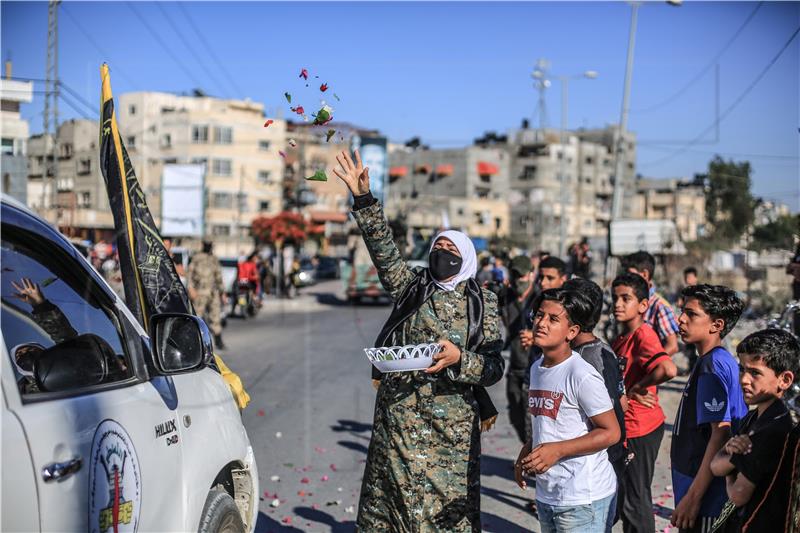 MIDEAST ISRAEL PALESTINIAN AL QUDS FIGHTERS MARCH IN THE SOUTHERN GAZA STRIP