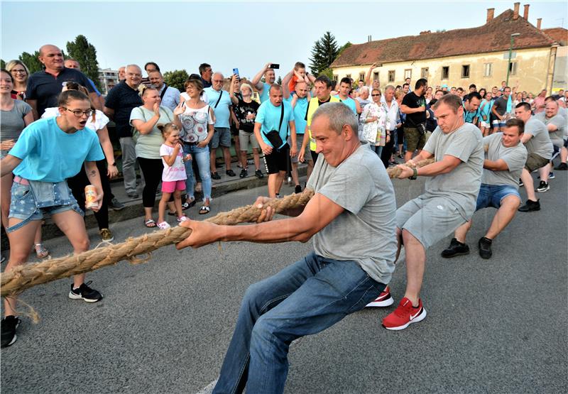 U Karlovcu otvoreno „Zvjezdano ljeto“ 2021.