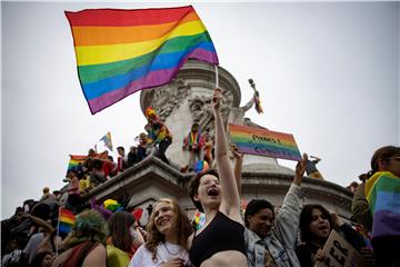 epaselect FRANCE PARIS LGBTQ PRIDE PARADE