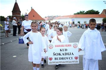 Svečana povorka 55. Malih Đakovačkih vezova