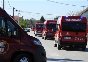  Čakovec-  izbio požar u skladištu,  središte grada pod dimom  