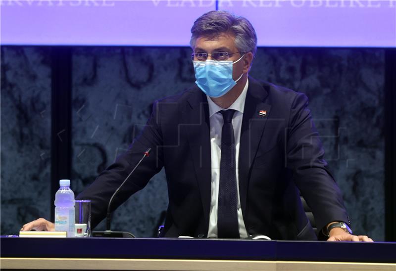 Plenković: Ohrabruje što bilježimo određeni porast cijepljenih prvom dozom