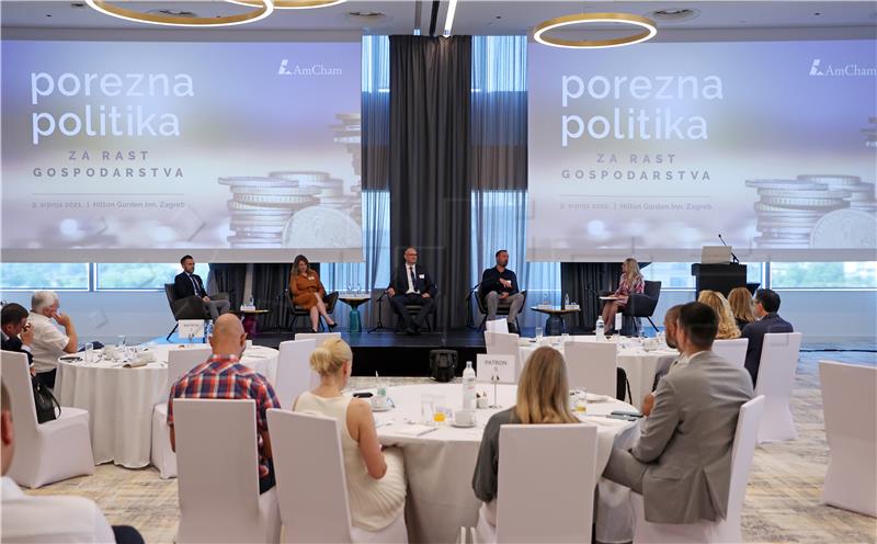 AmCham "Porezna politika za rast gospodarstva"