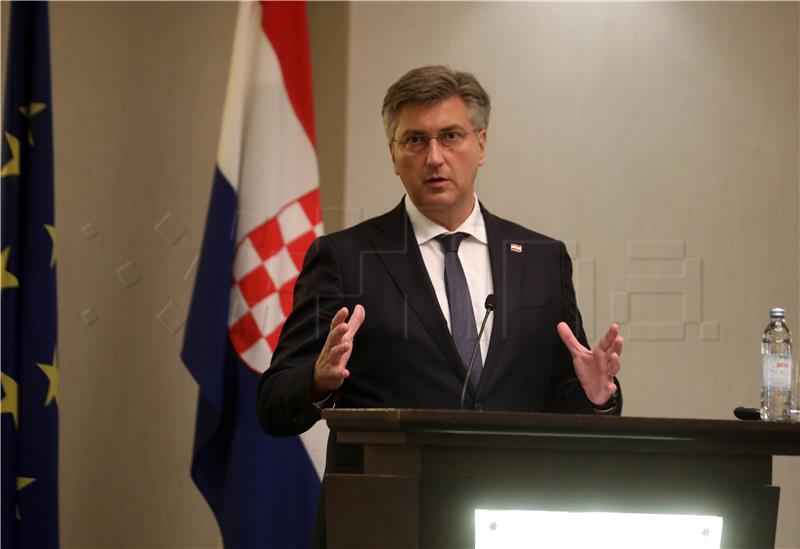 Plenković: Neće biti penalizacije ljudi radi necijepljenja