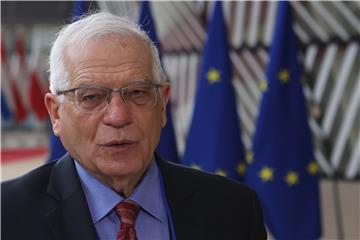 Borrell poziva na budnost zbog novih varijanti covida