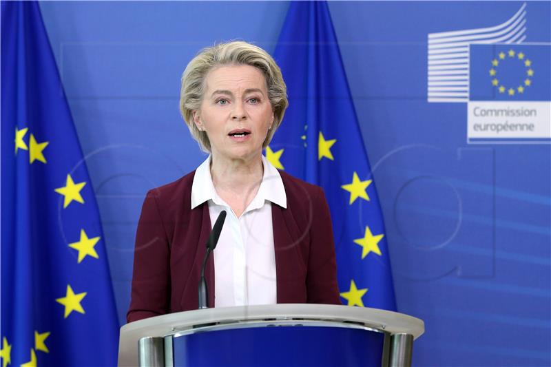  Von der Leyen: EU isporučio dovoljno doza da se cijepi 70 posto odraslih 