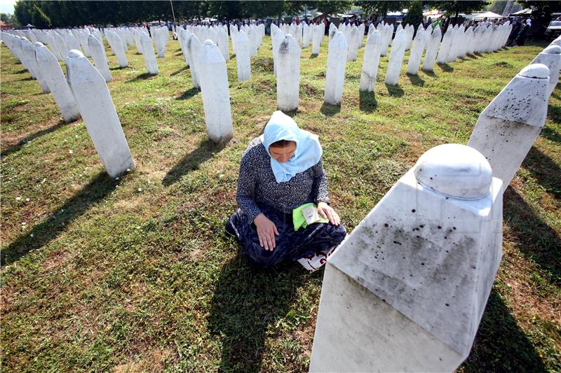 Komemoracija u Srebrenici: Istina o zločinima ne može se promijeniti