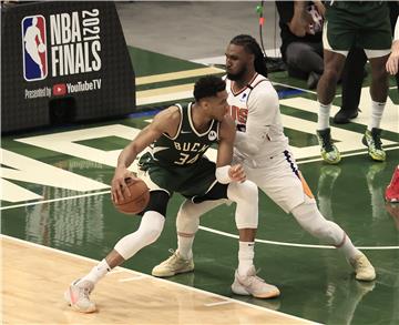 NBA: Uvjerljivi Milwaukee smanjio zaostatak