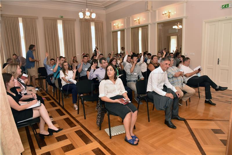 Izvanredna skupština Srpskog demokratskog foruma