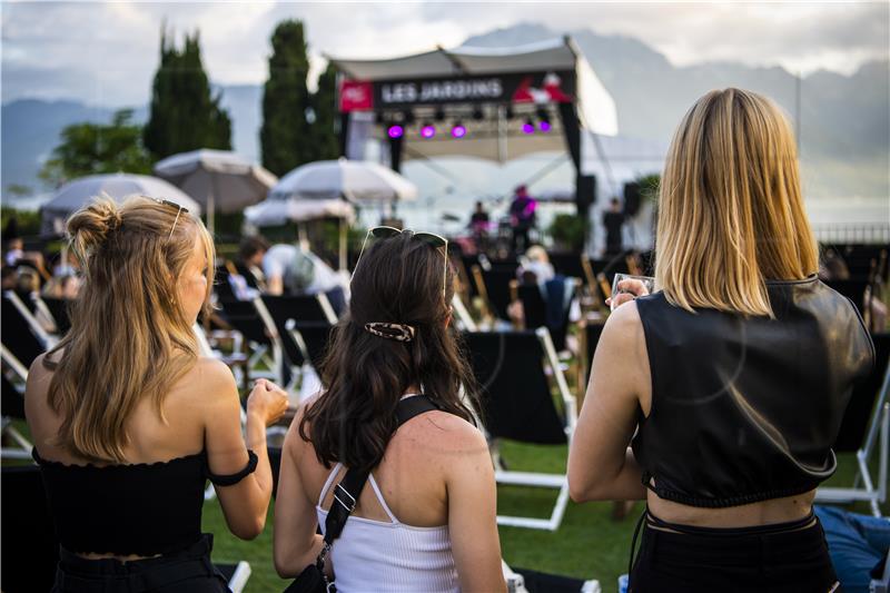 Oko tisuću ljudi zaraženo na festivalu u Nizozemskoj 