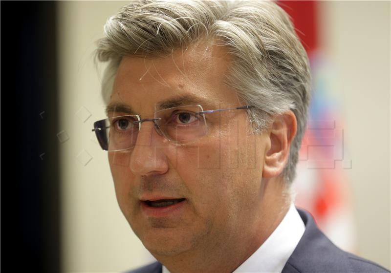 Plenković: I believe in social agreement between state and citizens on vaccination