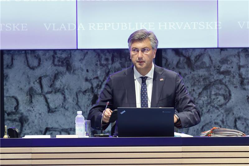 Plenković: Omogućiti besplatno cijepljenje i za one koji nisu osigurani