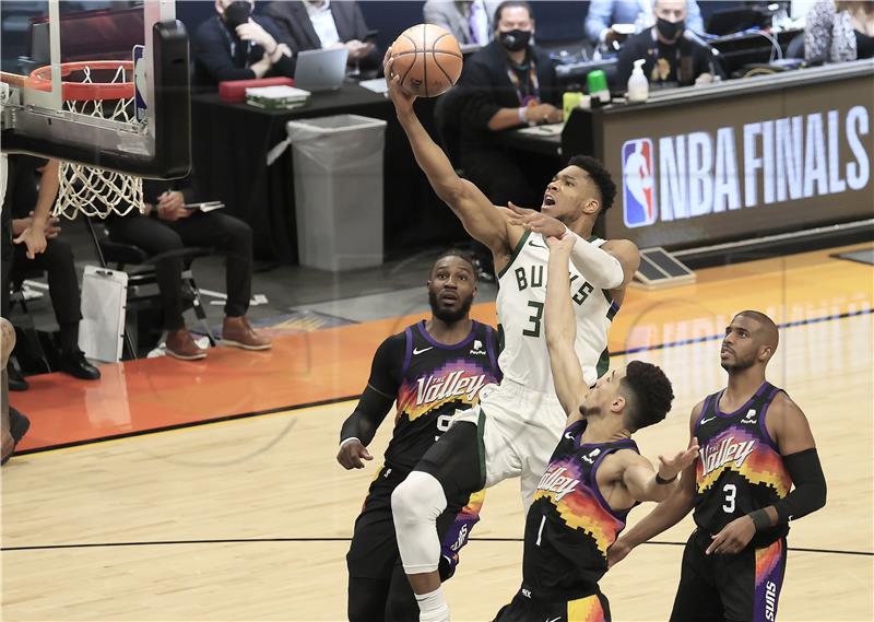 NBA: Milwaukee na korak do naslova, vodi 3-2