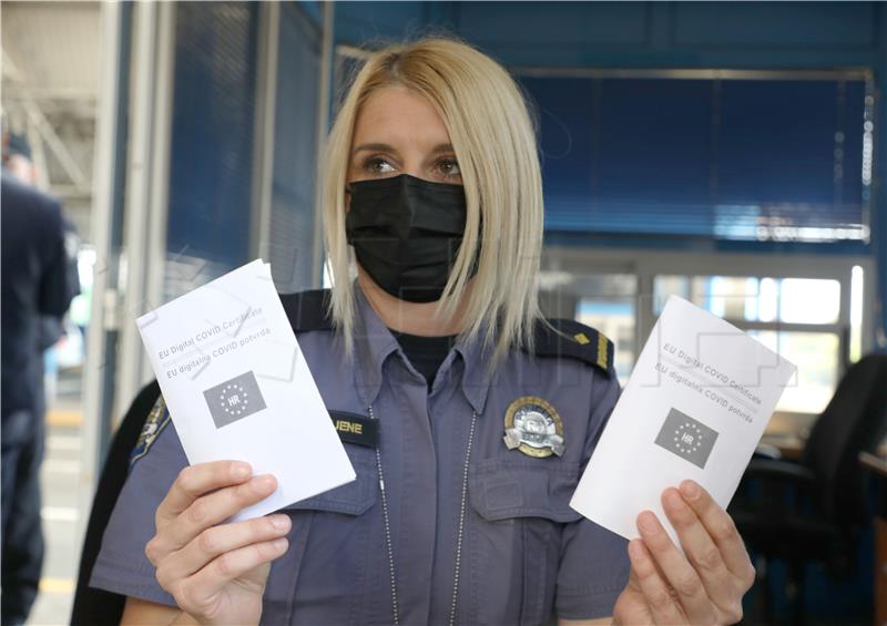 Croatian police discover over 700 fake PCR tests so far this this year