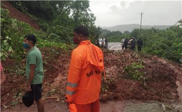 Monsunske kiše u Indiji uzrokovale poplave i klizanja tla, najmanje 125 mrtvih