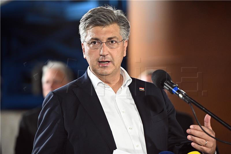 Plenković: Fascinantno strateško postignuće hrvatskog naroda i države