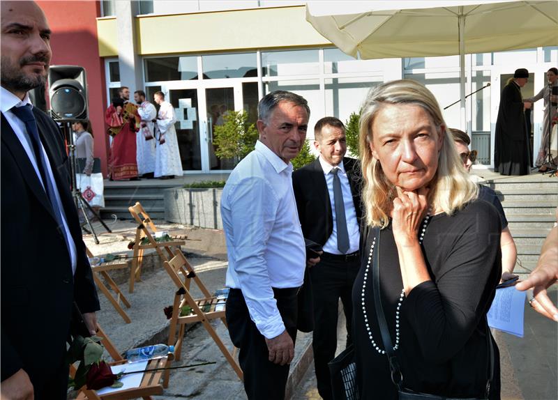 Antifascists and SNV commemorate Serbs killed in Glina in 1941