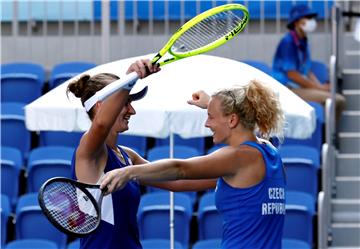 OI - Tenis: Krejčikova i Siniakova zlatne u paru