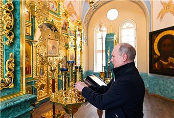 RUSSIA PUTIN RELIGION