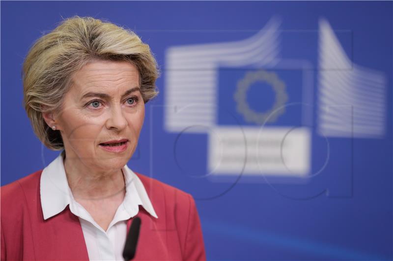 Von der Leyen poziva SAD da ukine zabranu ulaska u zemlju građanima EU-a