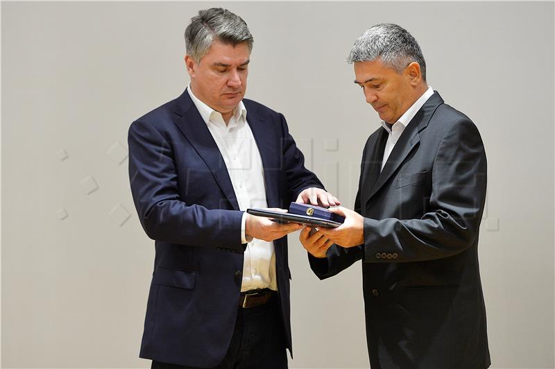 Predsjednik Republike Zoran Milanović uručio odlikovanja