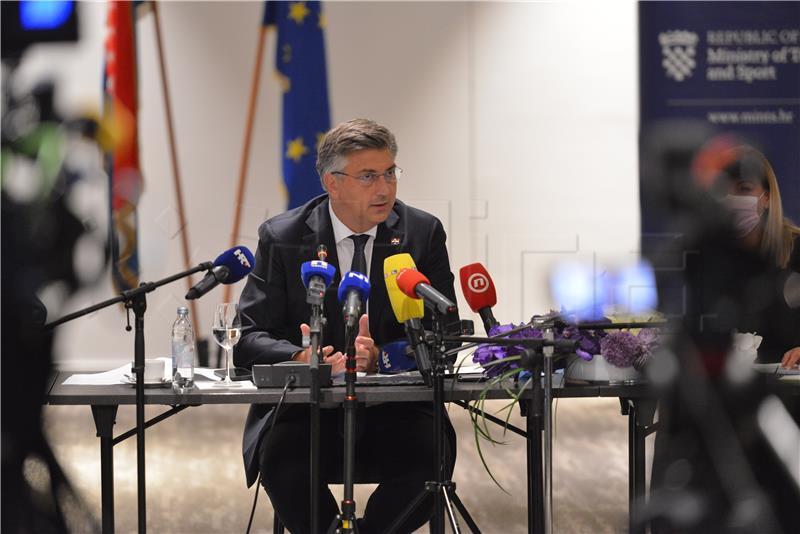 Plenković: U četvrtak se sastajemo s generalima