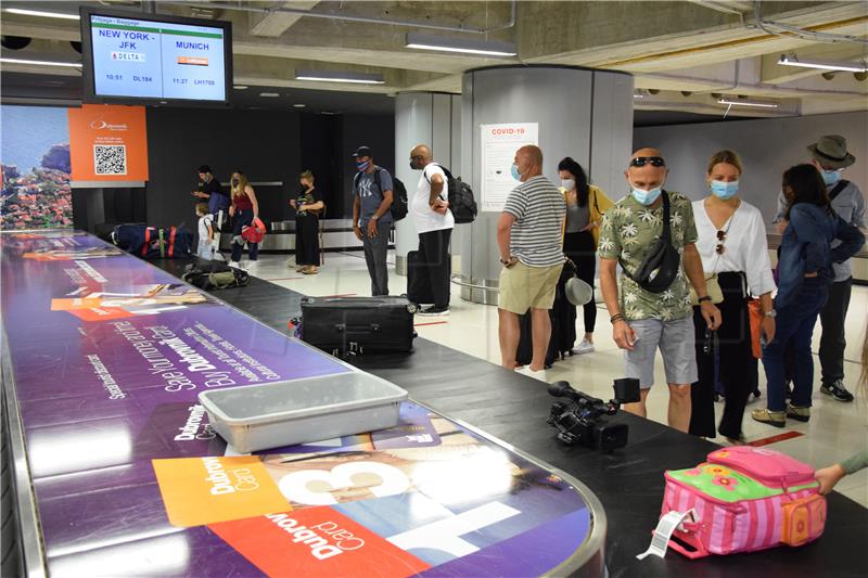 Airport passenger traffic in June skyrockets 285.4% y-o-y