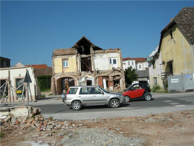 Dužnosnici Mosta i aktivisti "Petrinjskog proljeća'' upozorili na brojne probleme