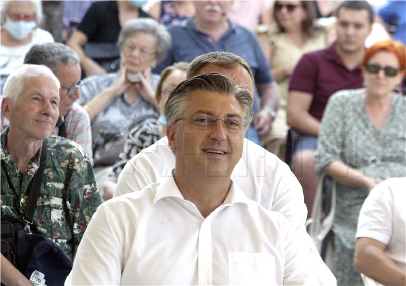 Plenković: Repatriation of Croatians from Afghanistan organised