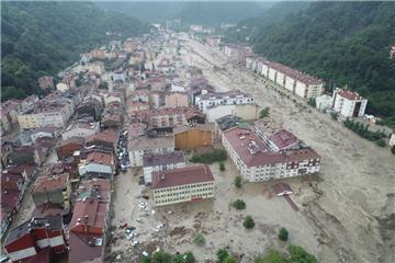 70 mrtvih i 47 nestalih u poplavama u Turskoj