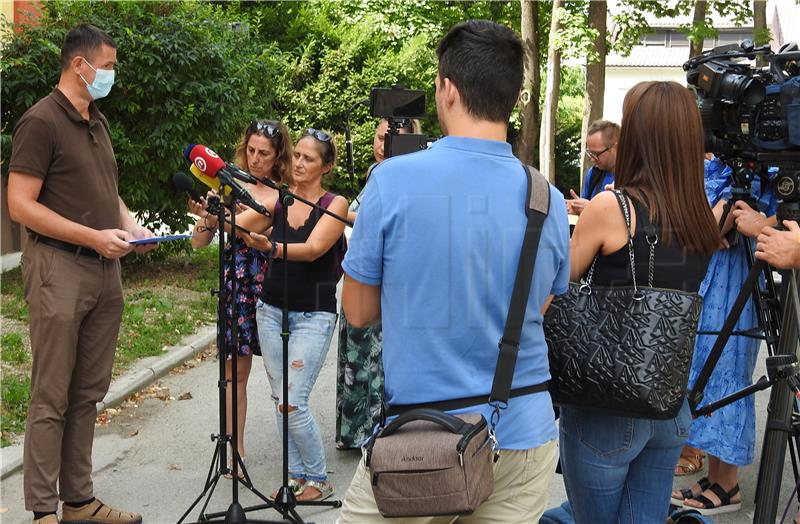 Konferencija za medije ravnatelja varaždinske bolnice Nenada Kudelića