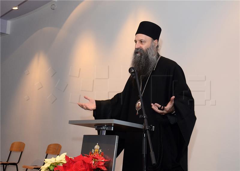 Patriarch Porfirije provides 10 undergraduates from Croatia with scholarships