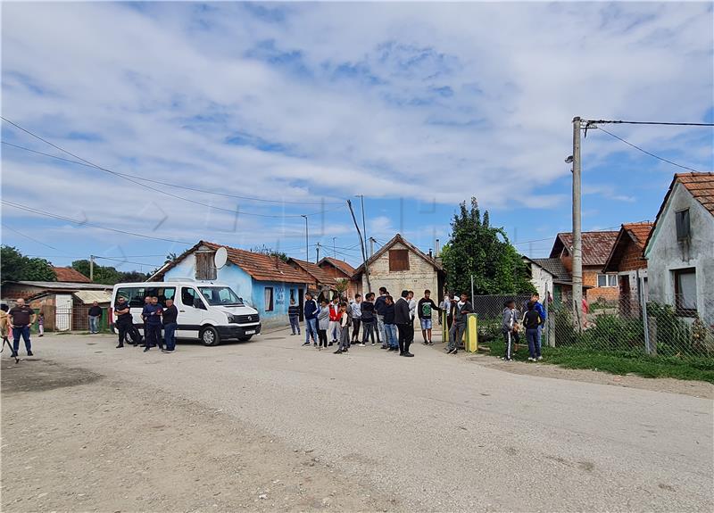 Jedna žena ubijena, sedmero ranjenih u naselju Parag kod Nedelišća