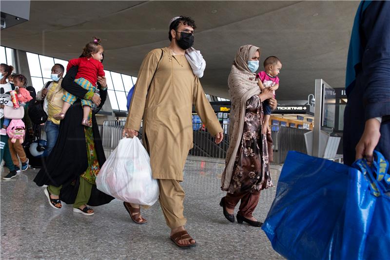 Katar će svakodnevno u Afganistan slati avione s humanitarnom pomoći