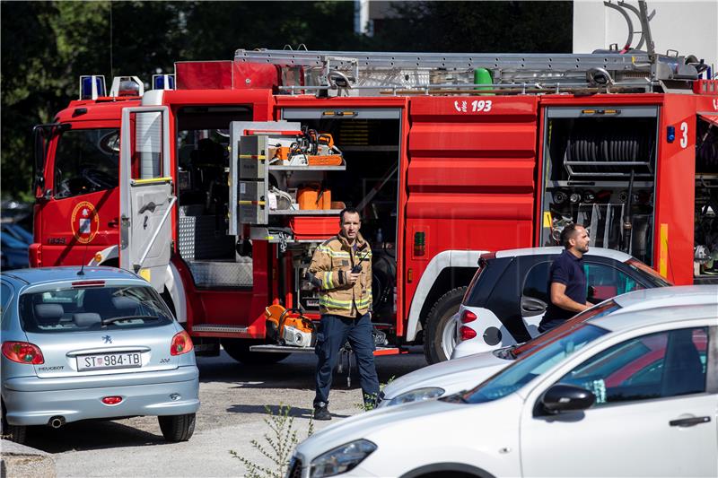  Požar u stambenoj zgradi u Splitu