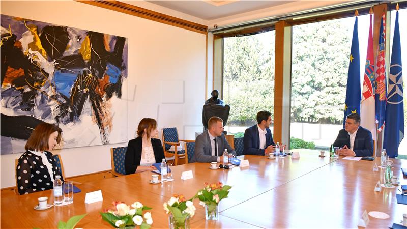 Milanović meets organisers of Rimac Formula Student Alpe Adria competition