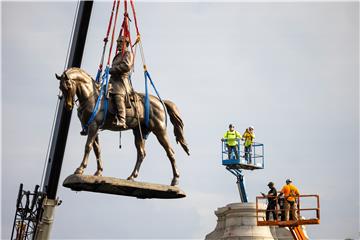 USA LEE STATUE RICHMOND