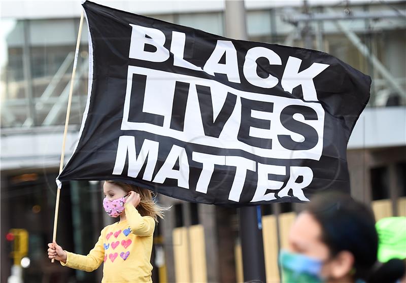 Elizabeta II. podržava pokret Black Lives Matter, kaže njezin predstavnik 