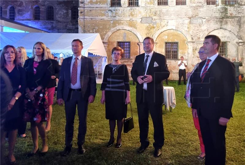 Lepoglava: Otvoren 25. Međunarodni festival čipke