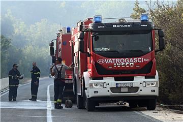 Kod Prgometa izgorjelo 20 hektara trave i niskog raslinja