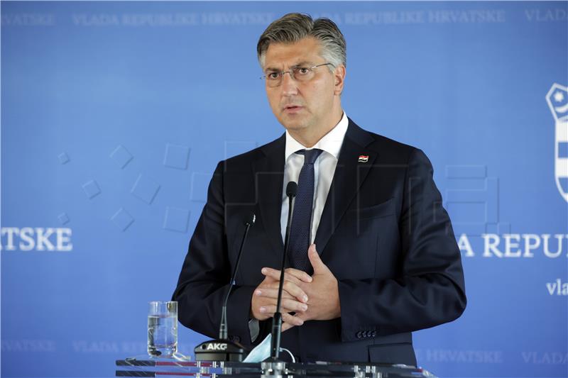 Plenković: Vjerujem da ćemo biti spremni za ulazak u europodručje 1. siječnja 2023.