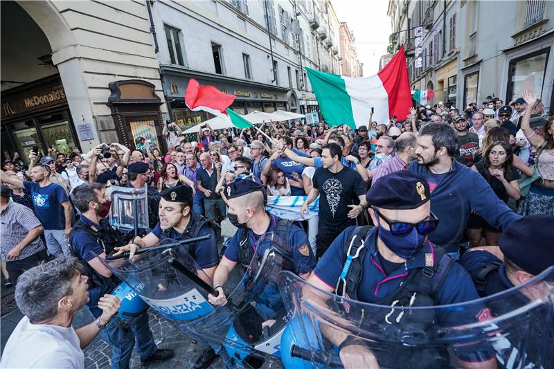 Italija najavljuje obvezne covid propusnice za sve radnike