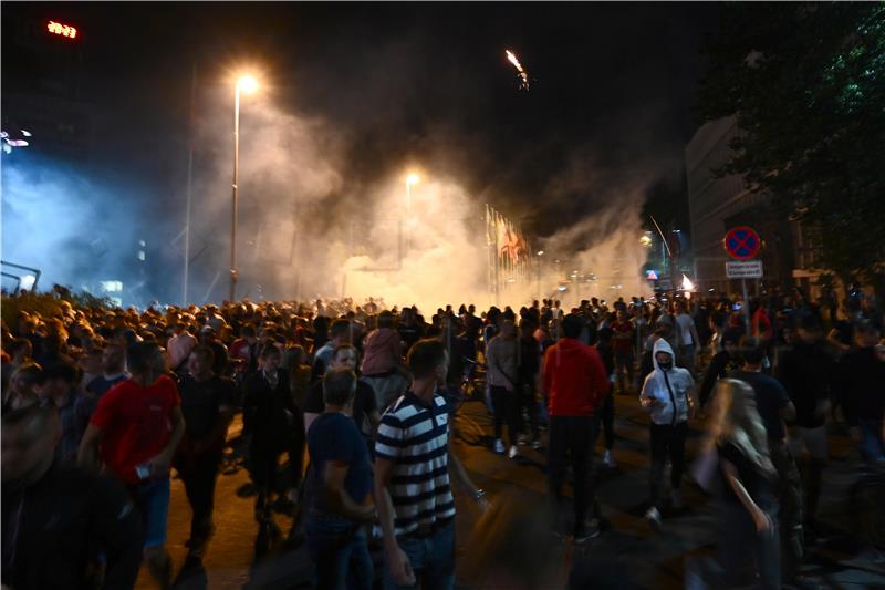 Police use tear gas, water cannon to disperse protest rally in Ljubljana