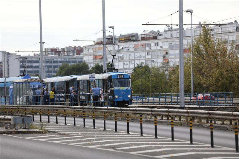 U zagrebačkom tramvaju pronađen mrtav muškarac