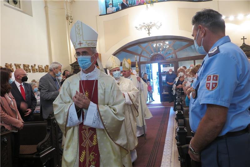 Svečanom misom obilježena tri stoljeća Zemunske župe