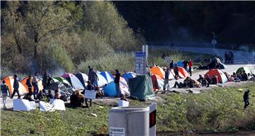 Osam hrvatskih i jedan srpski krijumčar pod istragom zbog prebacivanja 100 migranata